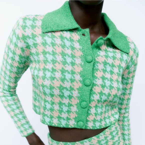 Zara Sweaters - Zara Green and Cream Houndstooth Cardigan